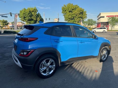Used 2022 Hyundai Kona SEL w/ Convenience Package FWD image 10
