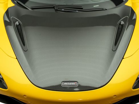 Used 2018 McLaren 720S Performance RWD image 13