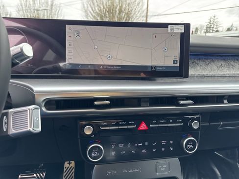 Used 2026 Hyundai Ioniq 9 Calligraphy image 25