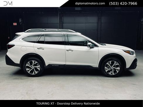 Used 2021 Subaru Outback Touring XT AWD/4WD image 8