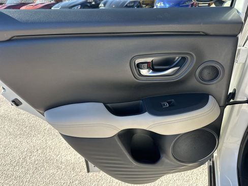 Used 2023 Honda HR-V EX-L image 27