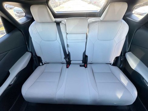 Used 2024 Lexus RX 350 Premium image 13