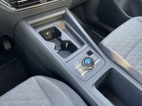 Used 2025 Volkswagen Tiguan S image 20