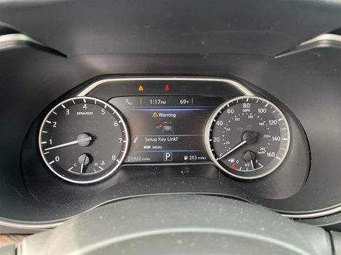 Used 2017 Nissan Maxima Platinum image 10