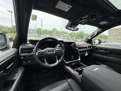 New 2026 GMC Yukon XL Denali w/ Denali Reserve Package AWD/4WD image 24