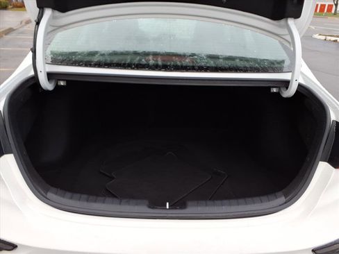 Used 2019 Kia Forte LXS image 22