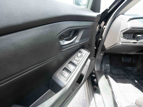 Certified 2025 Honda Accord SE image 7
