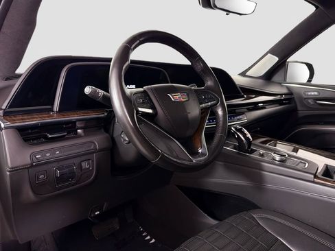 Used 2022 Cadillac Escalade ESV Sport Platinum RWD image 9