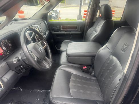 Used 2010 Dodge Ram 1500 Truck Laramie AWD/4WD image 25