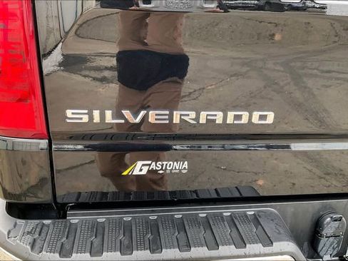 Used 2024 Chevrolet Silverado 1500 LT image 22