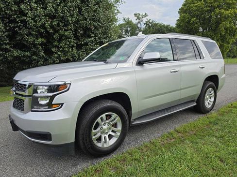 Used 2017 Chevrolet Tahoe LT w/ Max Trailering Package AWD/4WD image 2