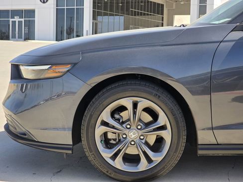 Used 2024 Honda Accord EX image 5
