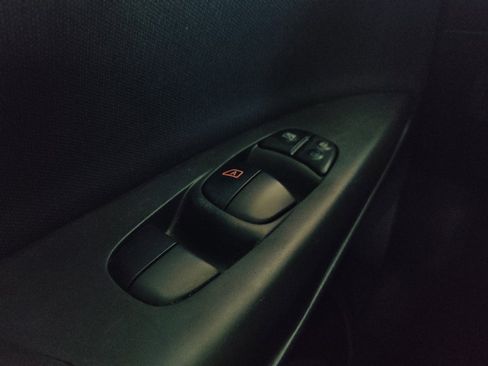 Used 2019 Nissan Sentra SV FWD image 27
