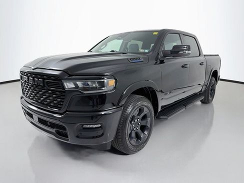 Used 2025 RAM 1500 Big Horn AWD/4WD image 3