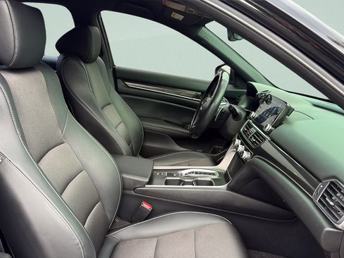 Used 2022 Honda Accord Sport image 16