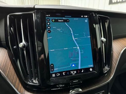 Used 2022 Volvo XC60 B6 Inscription w/ Advanced Package image 17