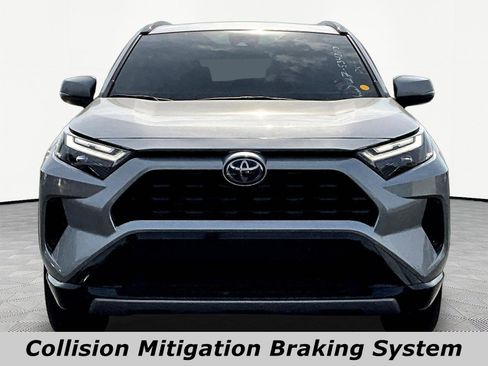 Used 2023 Toyota RAV4 SE AWD/4WD image 2
