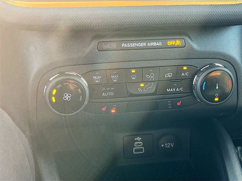 Used 2023 Ford Bronco Sport Badlands image 21