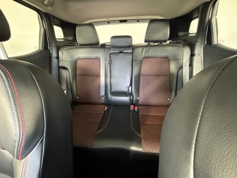 Used 2025 Nissan Kicks SR w/ SR Premium Package AWD/4WD image 45