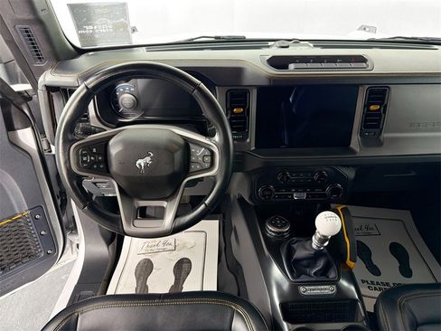 Used 2024 Ford Bronco Badlands image 20