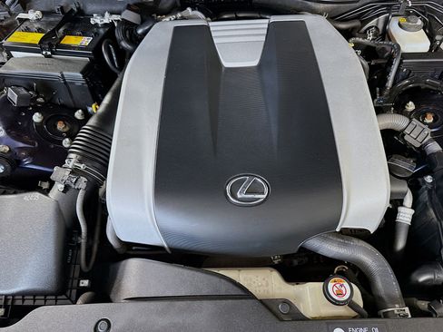Used 2019 Lexus IS 300 AWD w/ Navigation Package image 39