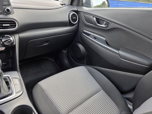 Used 2019 Hyundai Kona SE FWD image 14