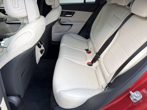 New 2026 Mercedes-Benz GLC 300 4MATIC image 24