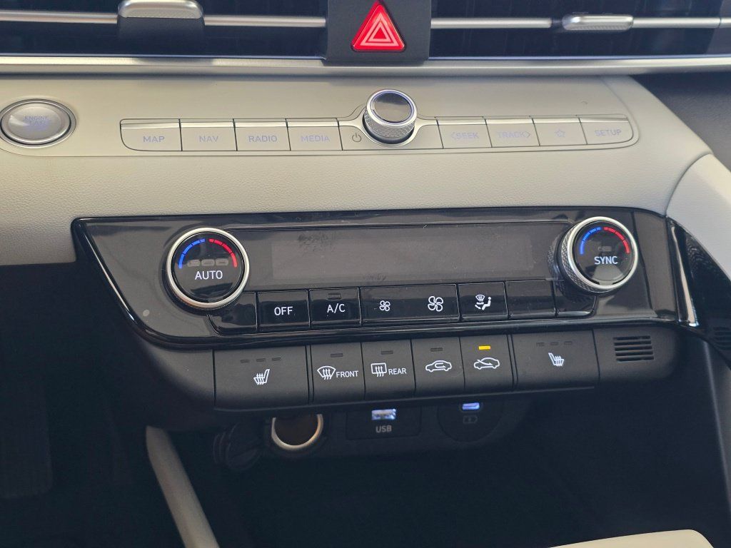 New 2026 Hyundai Elantra Limited FWD image 29