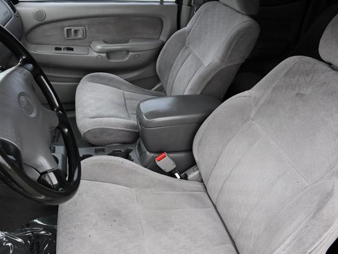 Used 2003 Toyota Tacoma PreRunner image 8