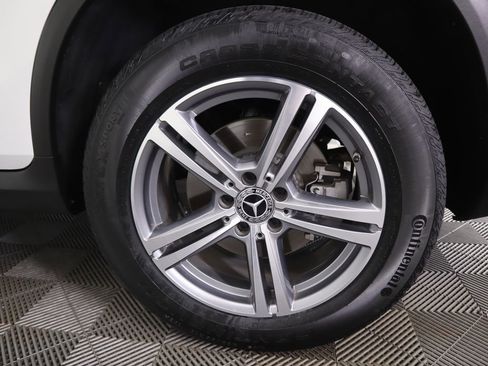 Certified 2022 Mercedes-Benz GLC 300 image 31