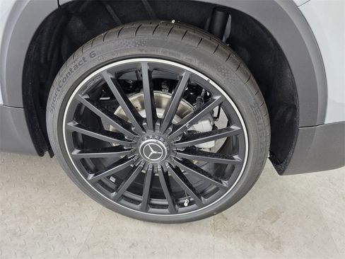 New 2026 Mercedes-Benz GLB 35 AMG 4MATIC image 14