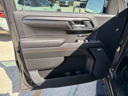 Used 2023 GMC Sierra 1500 AT4 w/ Technology Package AWD/4WD image 37