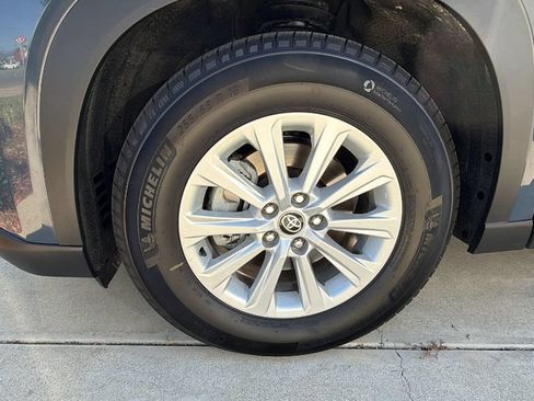 Used 2025 Toyota Grand Highlander FWD image 10