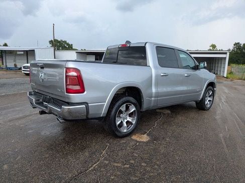 Used 2022 RAM 1500 Laramie AWD/4WD image 4