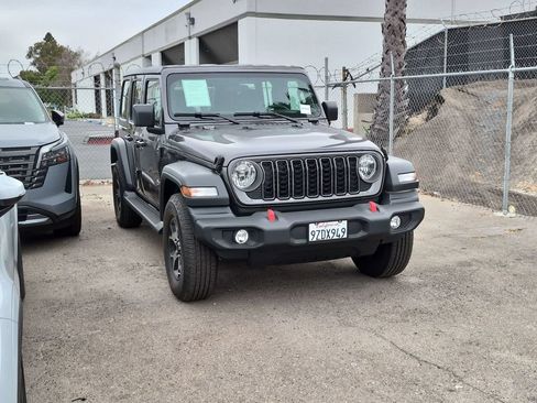 Used 2026 Jeep Wrangler Unlimited Sport AWD/4WD image 2