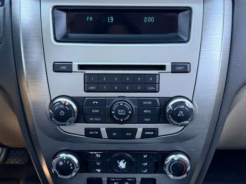 Used 2012 Ford Fusion SE image 25