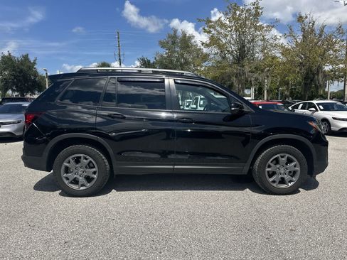 Used 2025 Honda Passport TrailSport image 7