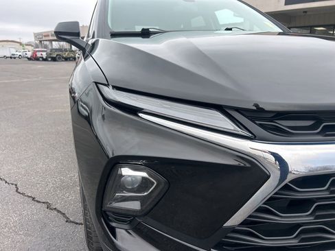 Used 2025 Chevrolet Blazer LT image 36