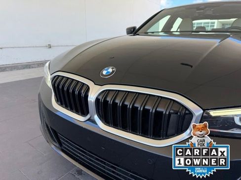 Used 2023 BMW 330i Sedan w/ Premium Package RWD image 2
