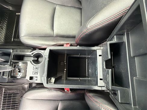 Used 2018 Toyota 4Runner TRD Off-Road Premium image 27