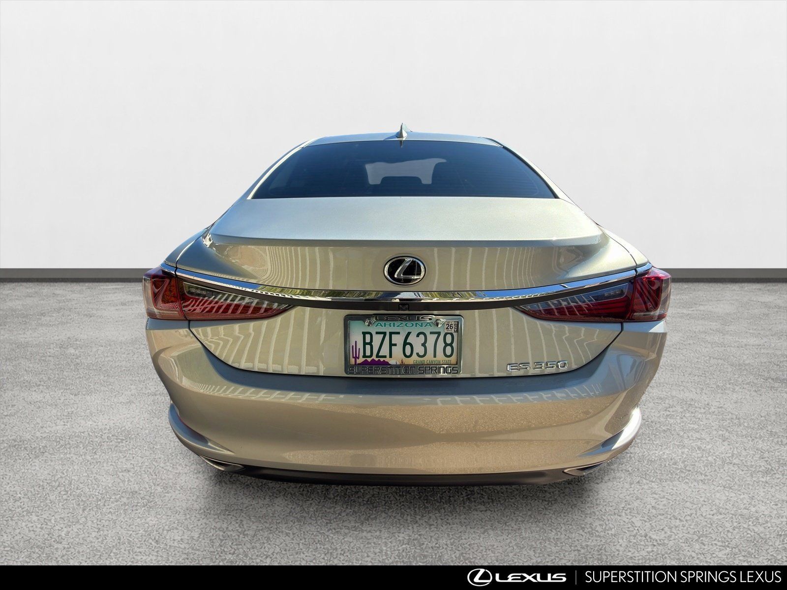Used 2022 Lexus ES 350 w/ Accessory Package FWD image 6