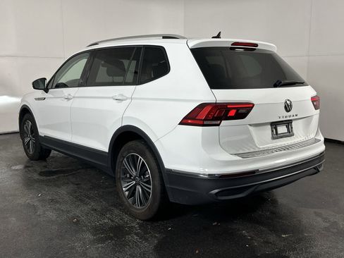 Used 2024 Volkswagen Tiguan Wolfsburg Edition image 9
