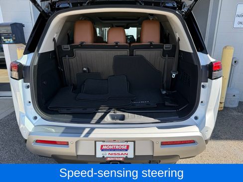 Used 2023 Nissan Pathfinder Platinum w/ Lighting Package (N93) AWD/4WD image 38