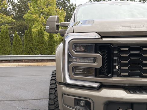 Used 2026 Ford F450 Platinum w/ Platinum Plus Package AWD/4WD image 44
