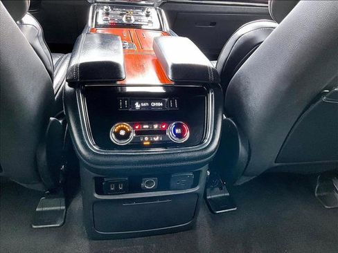 Used 2019 Lincoln Navigator L Reserve w/ Cargo Package image 25