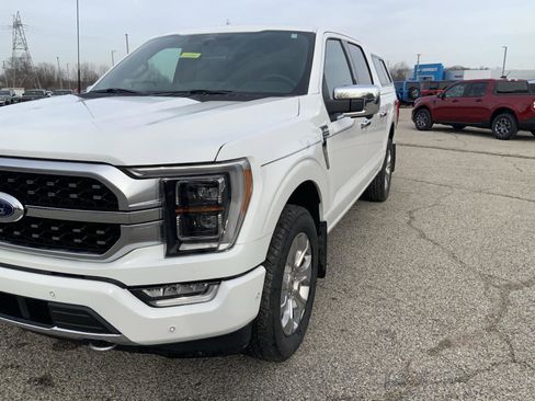 Used 2022 Ford F150 Platinum w/ Equipment Group 701A High AWD/4WD image 18