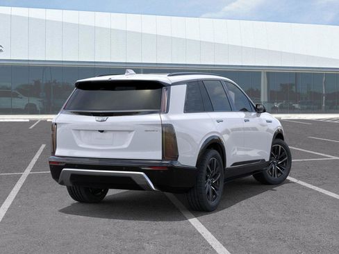 New 2026 Cadillac Vistiq Sport w/ LPO, Floor Liner Package AWD/4WD image 5