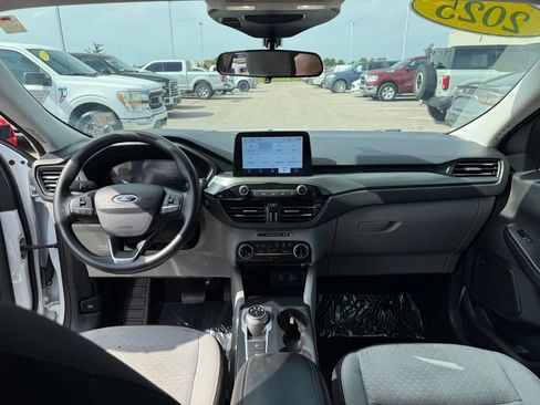 Used 2025 Ford Escape Active FWD image 11