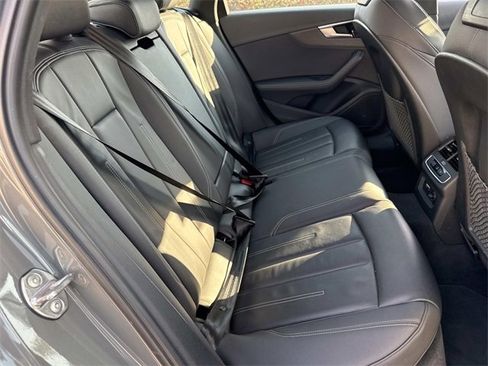 Used 2023 Audi A4 2.0T Premium Plus image 12