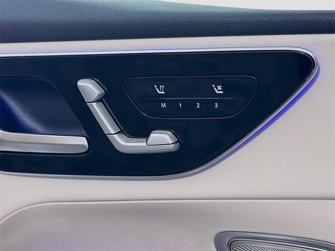 New 2026 Mercedes-Benz GLC 300 4MATIC image 24